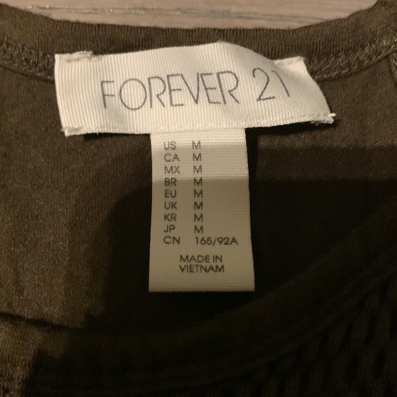 Forever 21 Crop Top in Army Green Size M - Picture 2 of 3